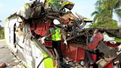 Sopir Bus Pariwisata yang Kecelakaan Disebut Sedang Terburu-buru