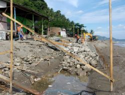 Telan Anggaran 3,3 M, Pembangunan Tanggul Desa Bukit Samang Dapat Sorotan Warga, Kualitas Pekerjaan Dikeluhkan