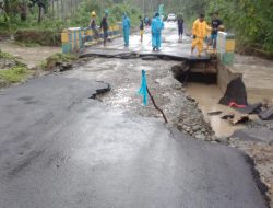 Bencana Makin Masif,  Ruas Martadinata-Tapalang Barat Terancam Putus