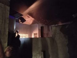 Rumah Milik Polisi Terbakar, Sulit Dipadamkan Karena Simpan BBM