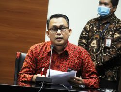 KPK Bantah Gagal Tangkap Bupati Mamberamo Tengah Karena Informasi Bocor