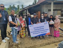 BRI Mamuju Salurkan Paket Sembako untuk Korban Banjir Kalukku