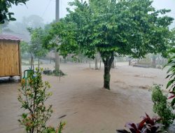 Banjir Kepung Kecamatan Kalukku, Ada 5 Titik, Tim SAR Evakuasi 154 Korban