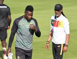 Konflik dengan Pelatih, Kiper Utama Kamerun Ditendang dari Tim