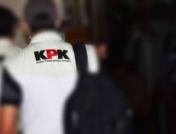 KPK Segel Kantor Wakil Ketua DPRD Jatim Sahat Tua Simanjuntak
