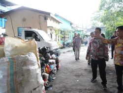 Kunjungi TPA Sidoarjo, Akmal Malik Dorong  Pengolahan Sampah Berbasis Komunitas di Sulbar, Lebih Murah dan Efektif