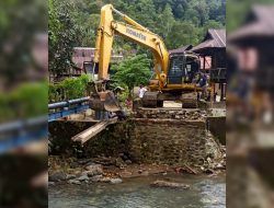 Jembatan Mulai Dibenahi, Jalan Poros Kunyi akan Dipindahkan
