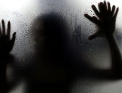 Dicekoki Tuak Sampai Mabuk, Anak 12 Tahun Digilir 6 Pria di Pondok