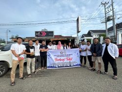 PRMI Berbagi Takjil dan Ratusan Paket Menu Buka Puasa di Mamuju