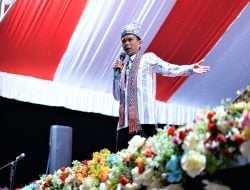 Anjungan Pantai Manakarra ‘Sesak’, UAS Isi Tabligh Akbar di Mamuju