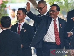 Mahfud Mnta Polri Patuhi Instruksi Presiden untuk Tetap Solid