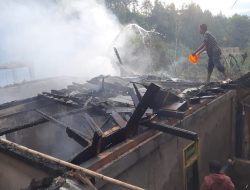 Kebakaran di Mamasa Hanguskan Tiga Rumah dan Dua Kios