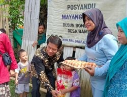 Instensifkan Gerakan Ayo ke Posyandu, Dinkes  Salurkan Bantuan di Bambu