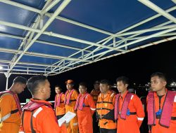 Tim SAR Bergerak Lakukan Pencairan 28 POB Hilang Akibat Kecelakaan Kapal di Perairan Mamuju