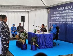 Berikan Pengarahan di Lanal Mamuju, Pangkoarmada II: TNI AL Harus Terdepan Hadapi Konflik Horizontal