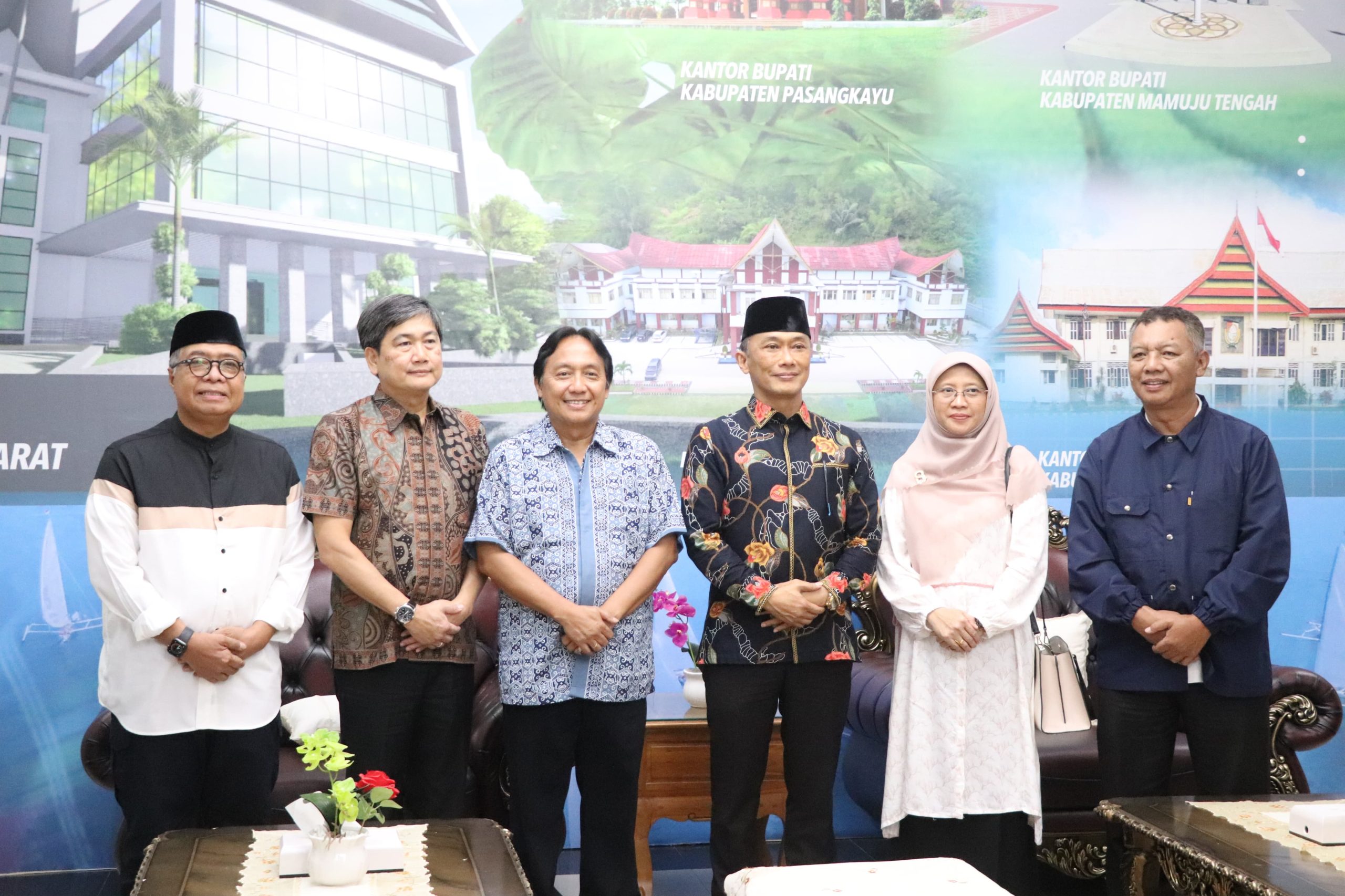 Dirjen PPKTrans Kemendes PDTT ke Sulbar Bahas Penempatan Transmigran Asal Jawa