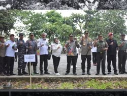 Polda Sulbar Bersama  Forkopimda Galakkan Aksi Tanam Pohon