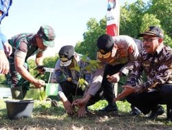 Gerakan Tanam Pohon, Kapolda Sulbar : Kita Hijaukan Bumi dan Perkuat Ketahanan Pangan