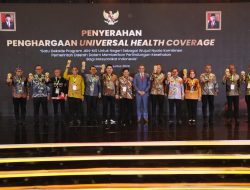 Dua Kali, Pemkab Mamuju Terima Penghargaan UHC Award Atas Komitmen Hadirkan Layanan Kesehatan Gratis