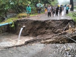 Gerak Cepat Tangani Dampak Banjir, PUPR Terjunkan Alat Berat