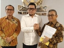 ABM-Arwan Terima Surat Keputusan Golkar