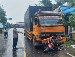 Pelajar Meninggal Usai Tabrak Truk