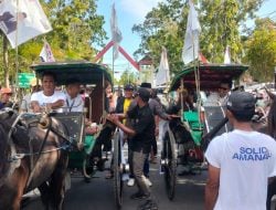 Daftar ke KPU Polman, Dirga-Iskandar Kendarai Delman dan Diiringi Rebana