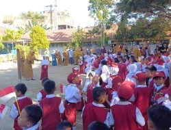 Polman Kucurkan Rp500 Juta, Anggarkan Seragam Gratis Sasar 96 Sekolah