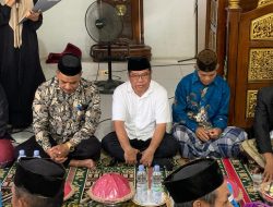 Warga Bangga Bebas Manggazali Penuhi Undangan Peringatan Maulid di Desa Batetangnga, Binuang