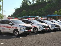 Enam Kades di Mamuju Terima Mobil Ambulans