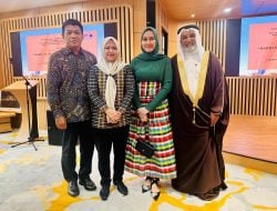 Dorong Investasi, Banhub Sulbar Serahkan Investment Guide Book 2024 kepada Kedaulatan Bahrain