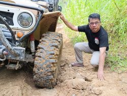 Cerita Hardtop Milik Bebas Manggazali Terjebak di Lumpur, Nyaris Terjungkal ke Jurang