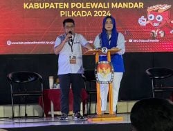 Gaya Pantun dan Pesona Paslon Nomor 2 Warnai Debat Perdana Pilkada Polman