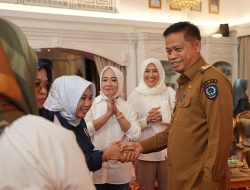 Pj Gubernur Prof Fadjry Ajak Alumni SMP 7 Makassar Berkontribusi Untuk Pembangunan Daerah