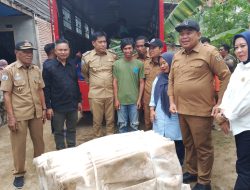 Pemkab Polman Akhirnya Serahkan Bantuan Tanggul Pencegah Abrasi ke Warga Mampie