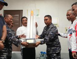 Lanal Mamuju Terima Penghargaan dari Pj Gubernur Sulbar
