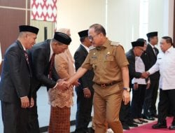 Lima Anggota Komisi Informasi Provinsi Sulbar Resmi Dilantik