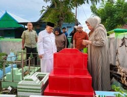 Wagub Sulbar Ziarahi Makam Almarhum Sang Ayah Puang Mengga