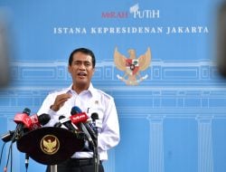 Presiden Prabowo Terima Laporan Mentan: Stok Beras Tertinggi Dua Dekade Terakhir