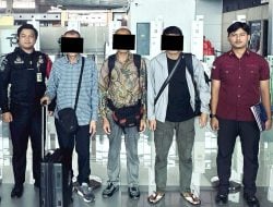 Imigrasi Mamuju Deportasi Tiga WNA Asal China