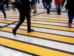 Benarkah Pejalan Kaki Bisa Kena Tilang Elektronik? Ini Penjelasan Polisi