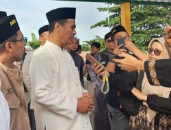 Bagikan Hewan Kurban di Momen Idul Adha, Mentan Amran Komitmen Lindungi Petani dari Mafia Pangan