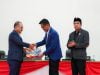 Gubernur Serahkan Ranperda Pertanggungjawaban APBD 2024 ke DPRD Sulbar
