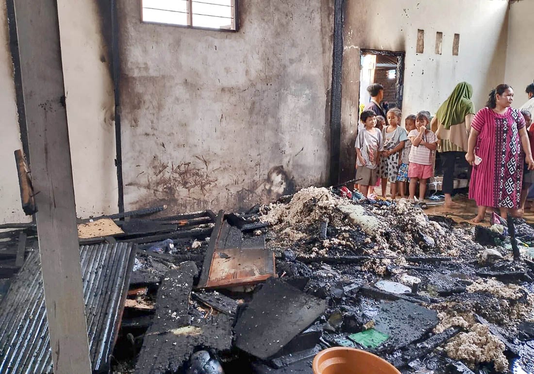 Api Lalap Rumah di Pambusuang, Warga Padamkan Sebelum Damkar Tiba