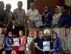 Sutinah Kunjungi Tiga Mantan Bupati, Silaturahmi di Momen HUT Mamuju