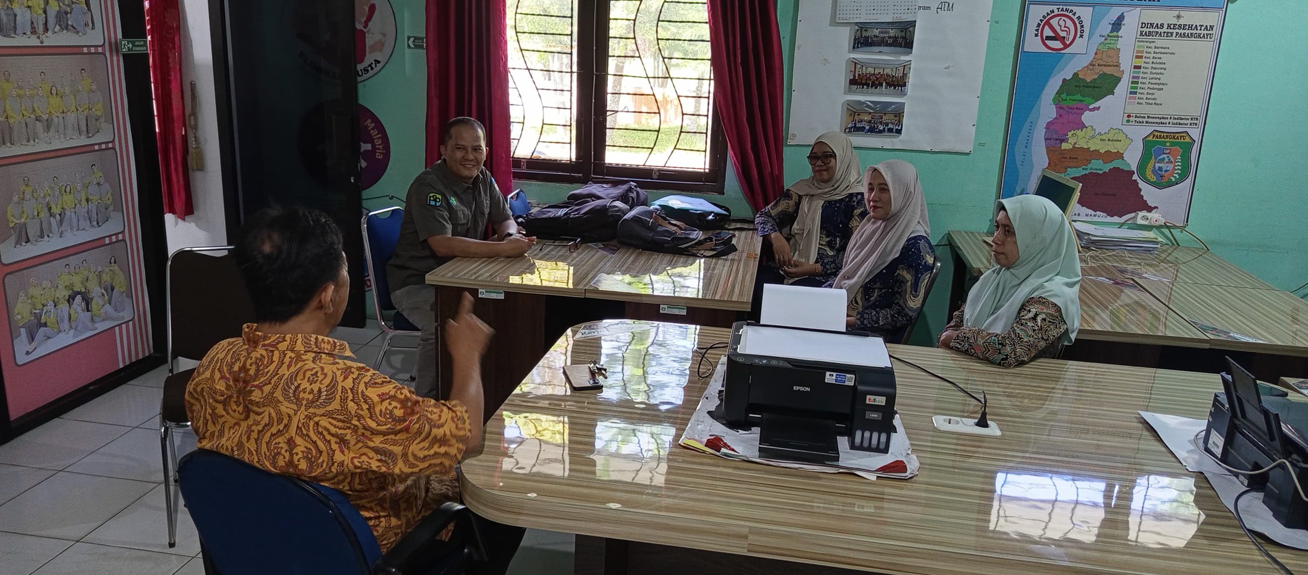 Cegah Penularan Campak, DKPPKB Sulbar Surveilans di Wilayah Pasangkayu -  Radar Sulbar